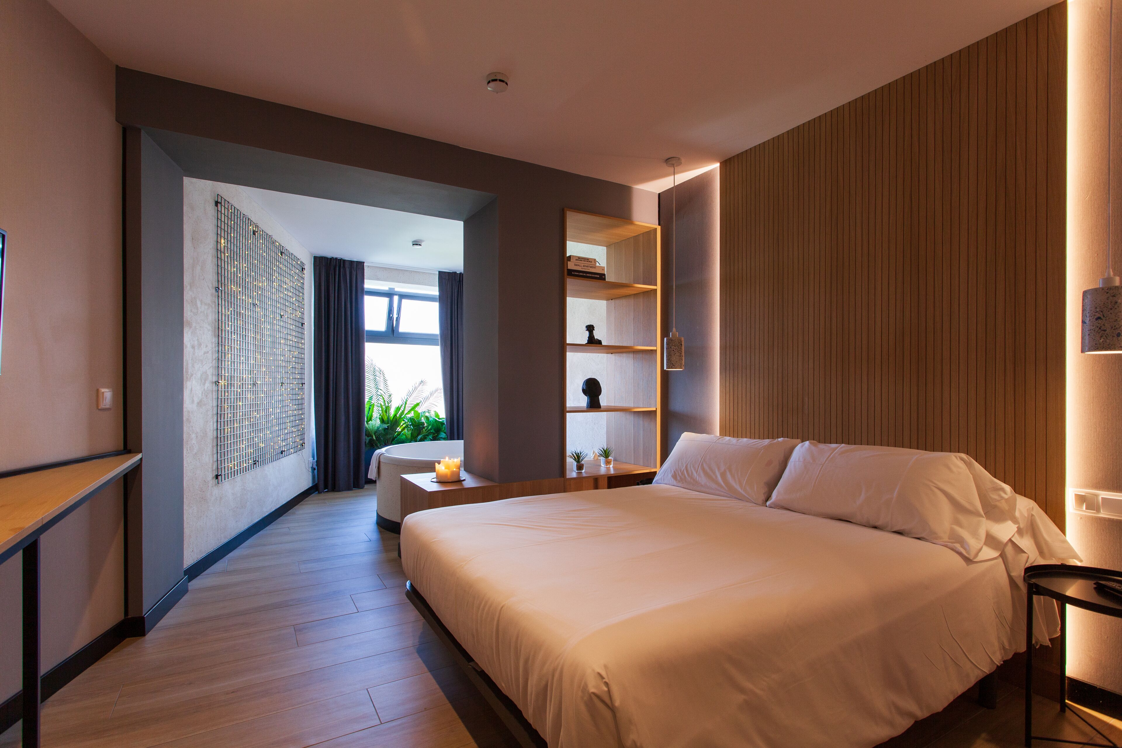 スーペリア ダブルルーム スパ浴槽 | デスク、防音設備、WiFi (無料)、ベッドシーツ