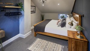 House | 1 bedroom, iron/ironing board, WiFi (free), individually decorated - The Green Door (Richmond)