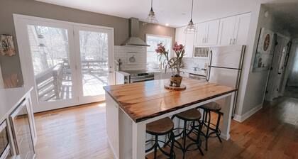 Artist Studio Retreat (20 mi. from Nashville)