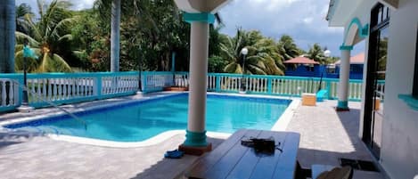 Piscina externa