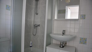 Een douche, een haardroger