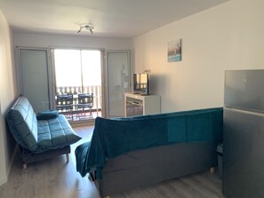 TV - Appartement Bora by Agence Bru - 351006 (Lacanau)