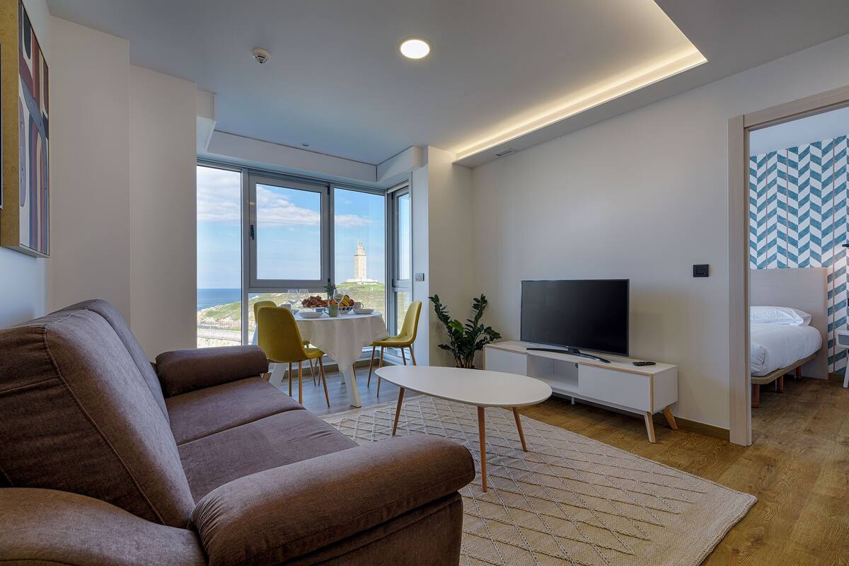 Premium Oda, 1 Yatak Odası, Mutfak, Deniz Manzaralı | Odada kasa, ütü/ütü masası, ücretsiz beşik/çocuk yatağı