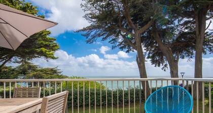 Maison avec vue imprenable sur mer à 180°