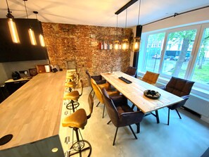 Dining - Luxurious vacation house in city center with outdoor sauna (Antwerpen)