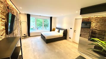 3 slaapkamers, reisbedje, wifi, beddengoed