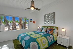 4 habitaciones, tabla de planchar con plancha, wifi y ropa de cama 