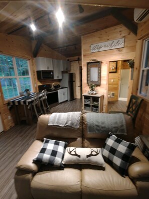 Smart TV, reproductor de DVD, estéreo