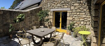 Rental vacancy between Camaret and Crozon, villa in large renovated farmhouse,