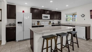 Private kitchen - 6 Bedrooms/ 4.5 Bathrooms/ Crystal Cove (957 EG) (Kissimmee)