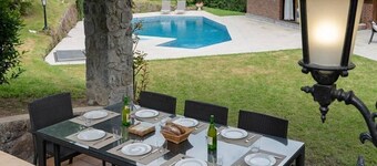 Oroimena Landetxea, house with swimming pool in Leitzaran, 15 min from San Sebastian.