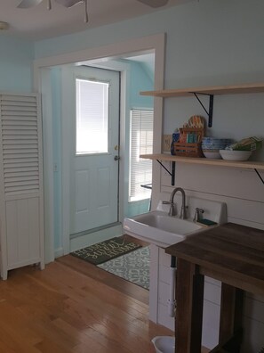 Interior - Dog friendly, Clean Studio with Separate Entrance 2.4 miles to Beach (Cotuit)
