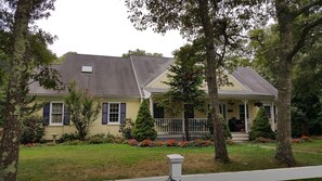Exterior - Dog friendly, Clean Studio with Separate Entrance 2.4 miles to Beach (Cotuit)