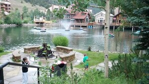 Property grounds - Upscale Luxury-Next to Slopes/Golf, View, Hottub (Copper Mountain)