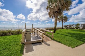 Terrace/patio - Oceanfront Condo w/ Pool View, Sleeps 6, Steps to Sand Unit 101 (Indian Harbour Beach)