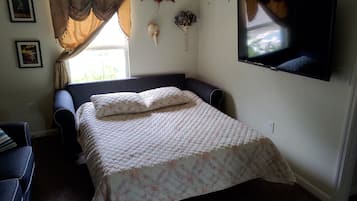 1 bedroom, iron/ironing board, free WiFi, bed sheets