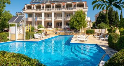 Villa Aurora
