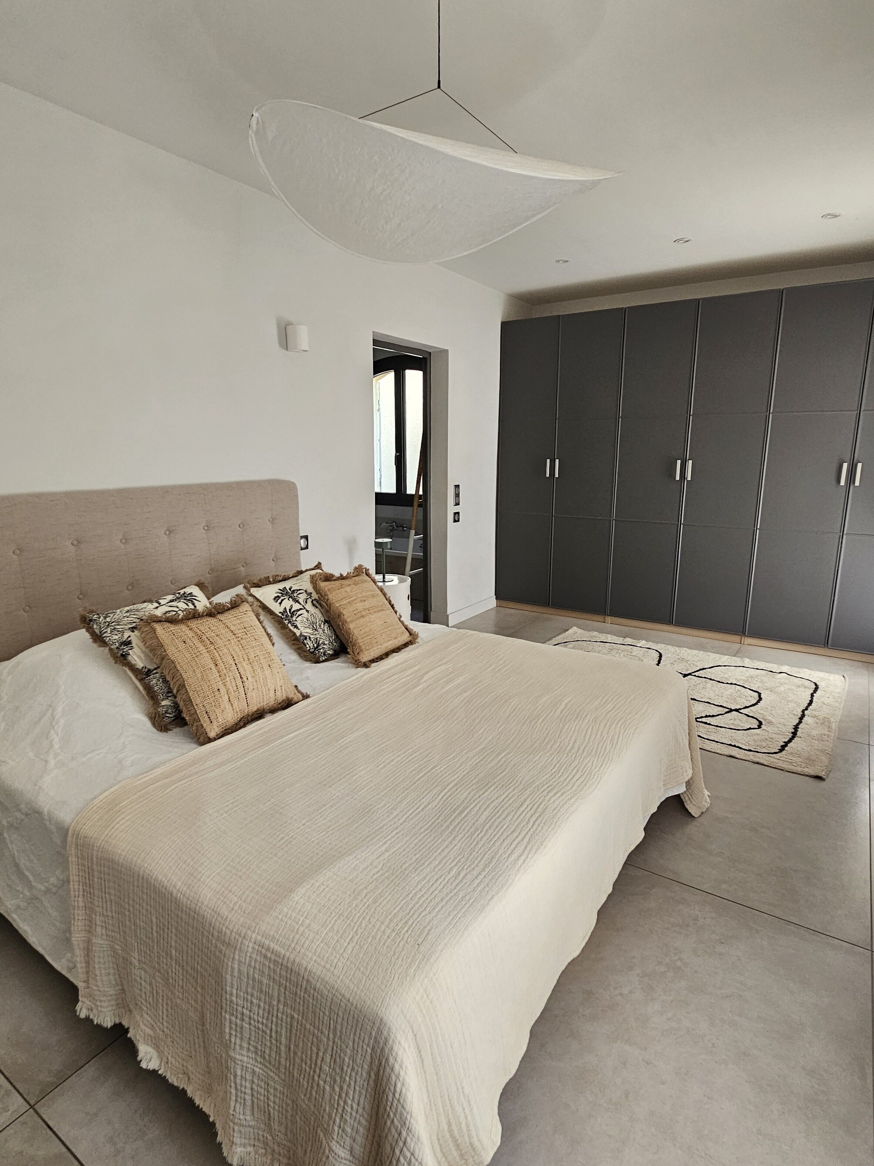 4 chambres, fer et planche à repasser, Wi-Fi gratuit, draps fournis