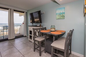 Dining - Island Winds E 205-Location X3! OMG View! Park The Car & Forget It! (Gulf Shores)