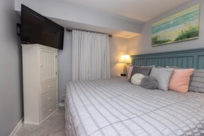 1 bedroom, iron/ironing board, free WiFi, bed sheets - Island Winds E 205-Location X3! OMG View! Park The Car & Forget It! (Gulf Shores)