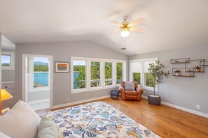 4 chambres, fer et planche à repasser, Wi-Fi gratuit, draps fournis