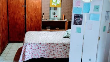 2 chambres, fer et planche à repasser, Wi-Fi gratuit