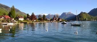 Les Pieds Dans L'eau - Talloires, Lac D'annecy