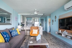 Smart TV - Oceanfront Condo • Pool • Near Seven Seas Beach (Fajardo)