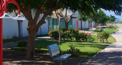 F) Casa Para 3 en Coto Privado en Valle Alto Verde
