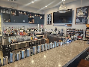 Bar (on property) - Wildwood Resort & Marina (Granville)