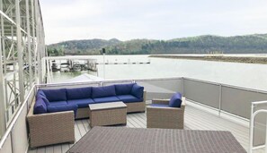 Superior-Ferienhaus, 2 Schlafzimmer | Terrasse/Patio