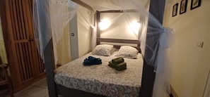 1 chambre, fer et planche à repasser, lit parapluie, Wi-Fi