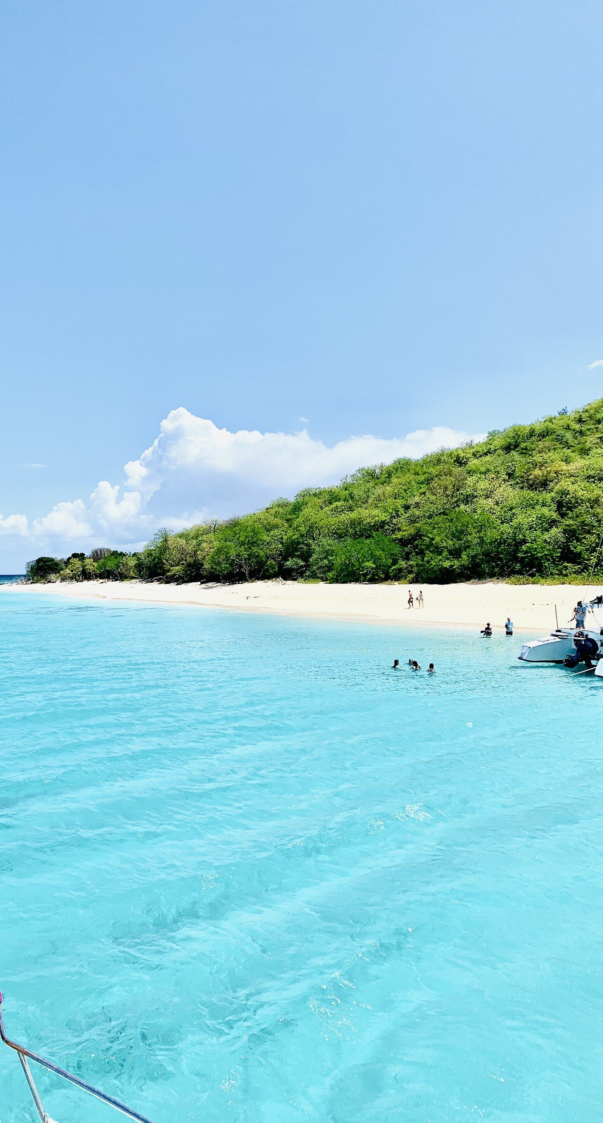 In Strandnähe, Liegestühle, Strandtücher