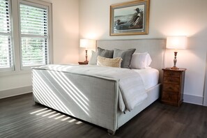 2 Schlafzimmer, Schreibtisch, Bügeleisen/Bügelbrett, kostenloses WLAN