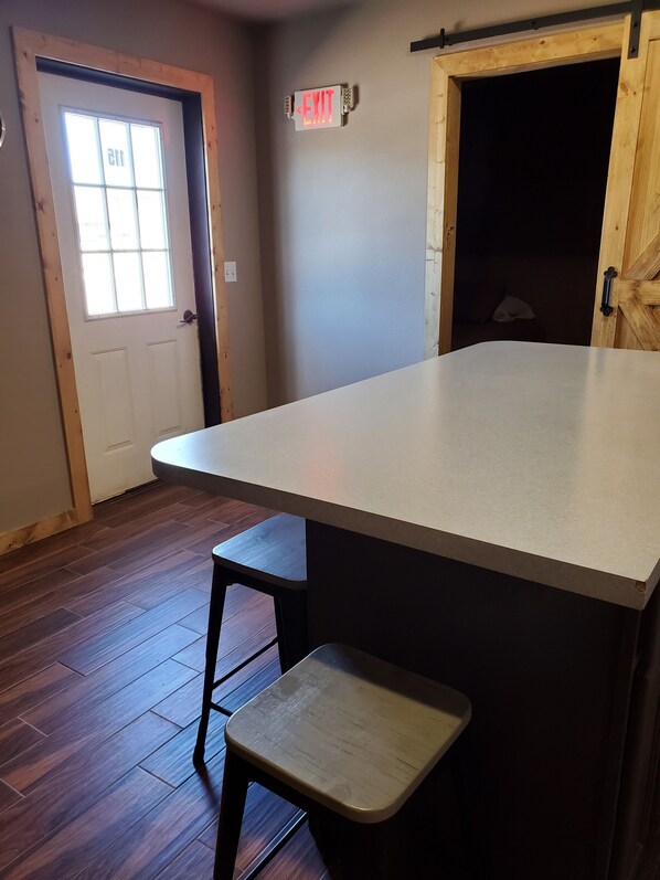 Dining - Missouri River Get Away For Your Fishing, Hunting and Family Adventures (Chamberlain)