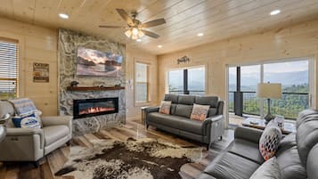 Smart-TV, Kamin, Videospiele