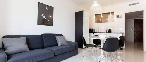 TV a schermo piatto, Netflix, servizi in streaming