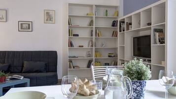 Télévision à écran plat