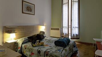 2 camere, ferro/asse da stiro