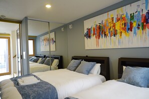 Family Suite, Non Smoking | 2 bedrooms, individually decorated, individually furnished, desk