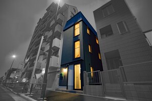 Exterior - Tokyo villa riverside HIRAI (Tokyo)