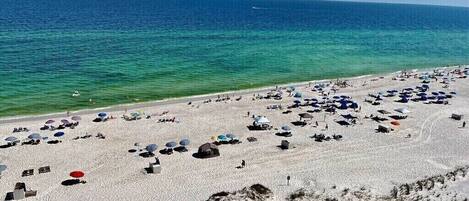 Accommodatie ligt op het strand