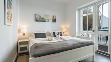 1 bedroom, iron/ironing board, free WiFi, bed sheets