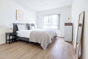 2 間睡房、熨斗/熨衫板、Wi-Fi、床單