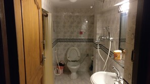 Bathroom - Temple House (Lalitpur)