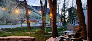 House, 5 Bedrooms | Property grounds