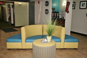 Lobby - Comfort Inn Bristol (Bristol)