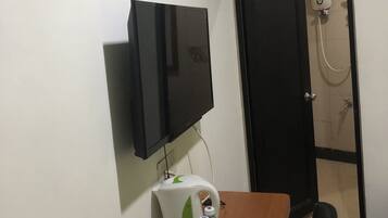Standard Twin Room | Blackout curtains, iron/ironing board, free WiFi, bed sheets