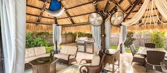 Sailfish Paradise. Close to PGA, Great Area.