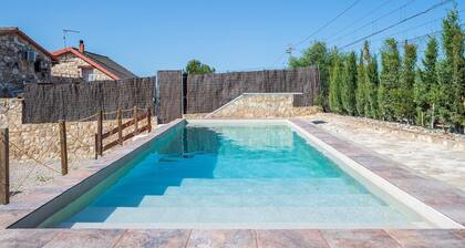 House with private pool only 500m beach